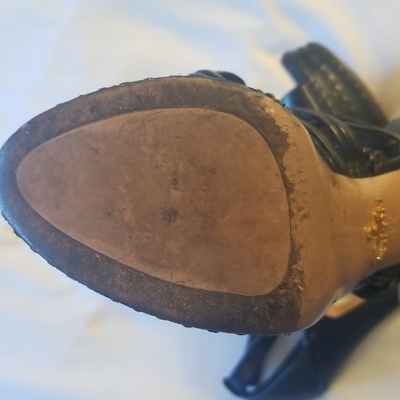 Prada Shoes - Picture 2 of 9